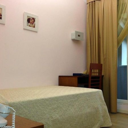 Grand Hotel Regina Salsomaggiore Salsomaggiore Terme Δωμάτιο φωτογραφία