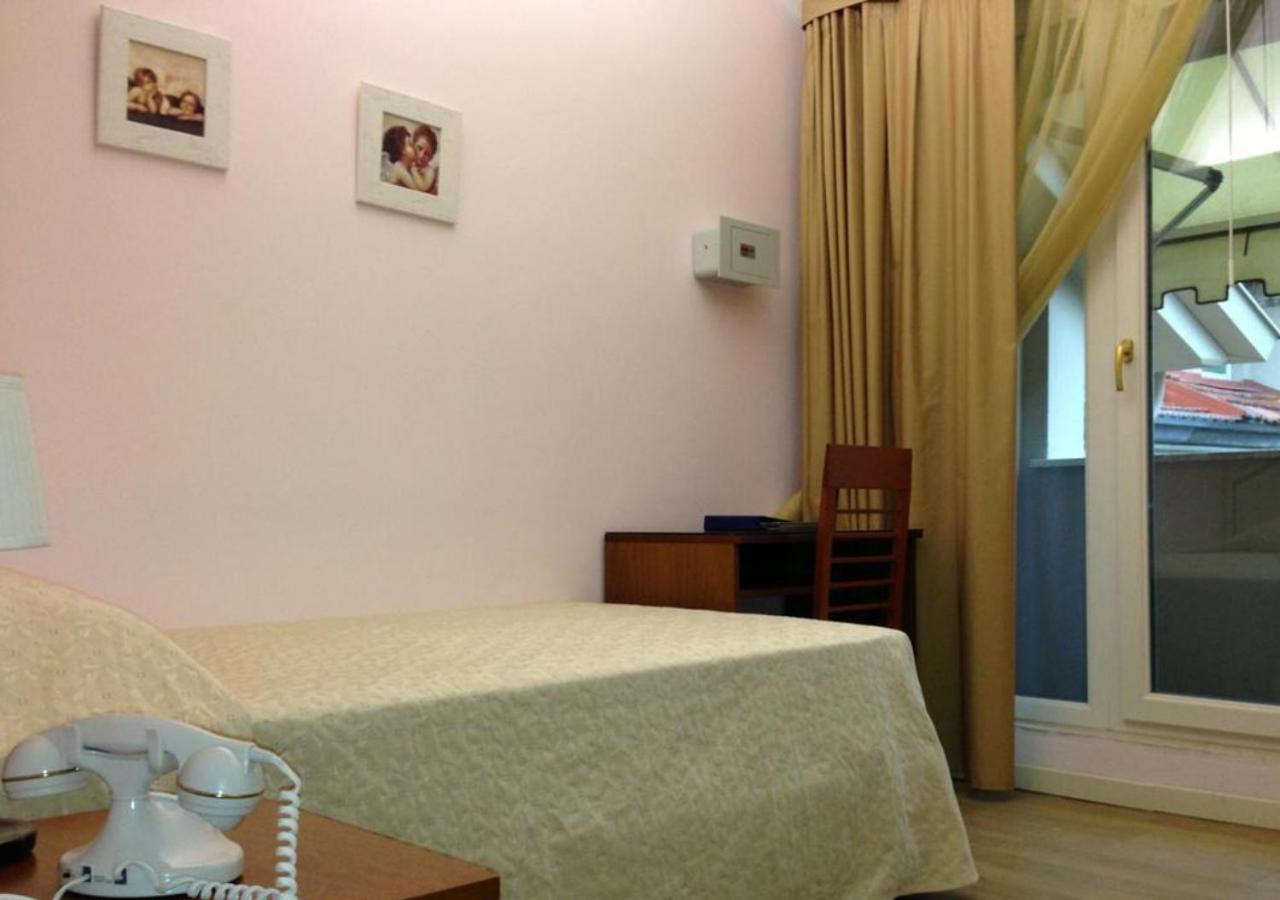 Grand Hotel Regina Salsomaggiore Salsomaggiore Terme Δωμάτιο φωτογραφία